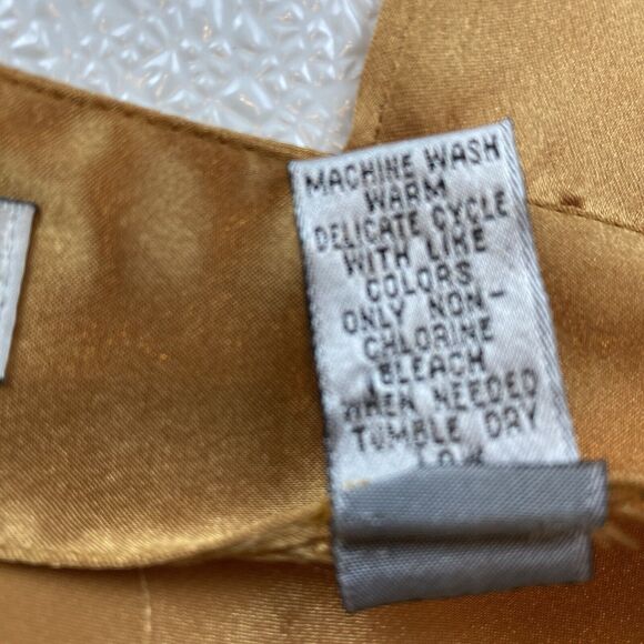 Women’s Gold Top Size Small AMANDA SMITH Top Shirt. In Very Good Condition - Picture 9 of 9